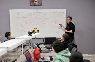 Gemlik Belediyesi Teknoloji Tasarım Evi’nde İkinci Grup Eğitimlerine Başladı